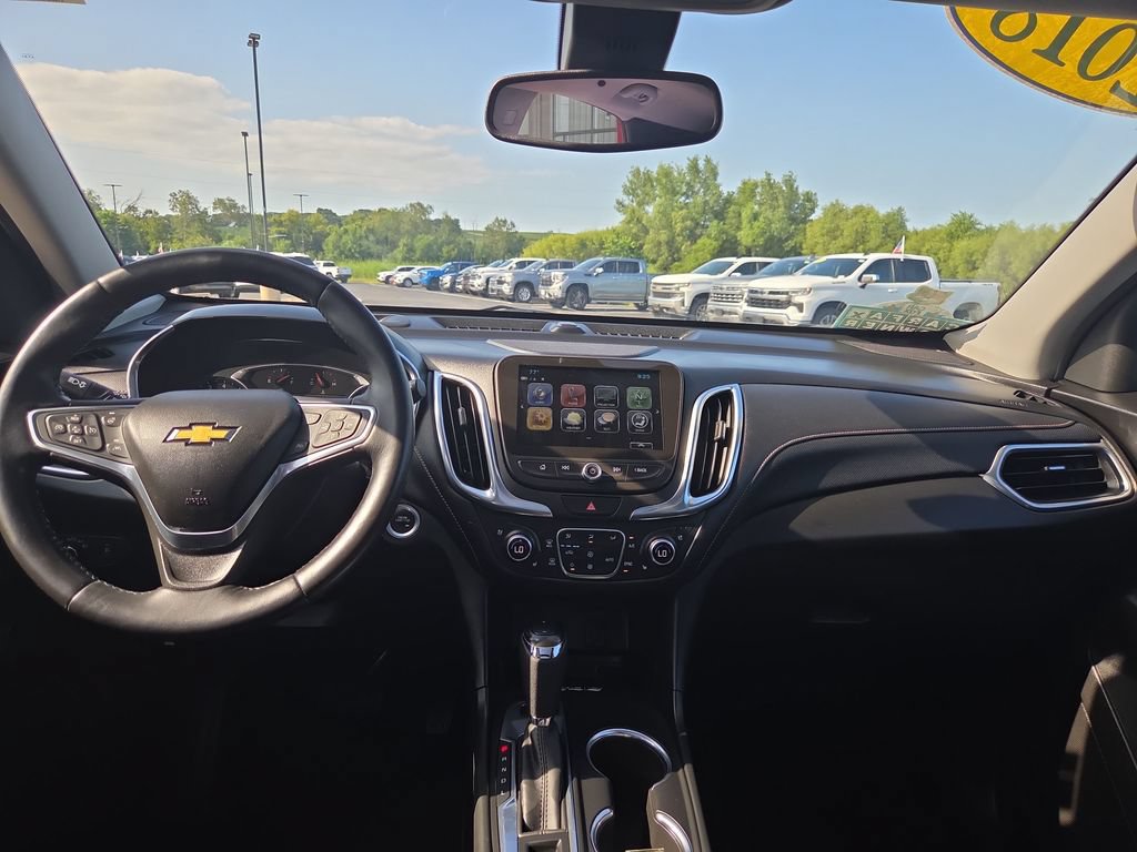 Certified 2018 Chevrolet Equinox Premier FWD image 11
