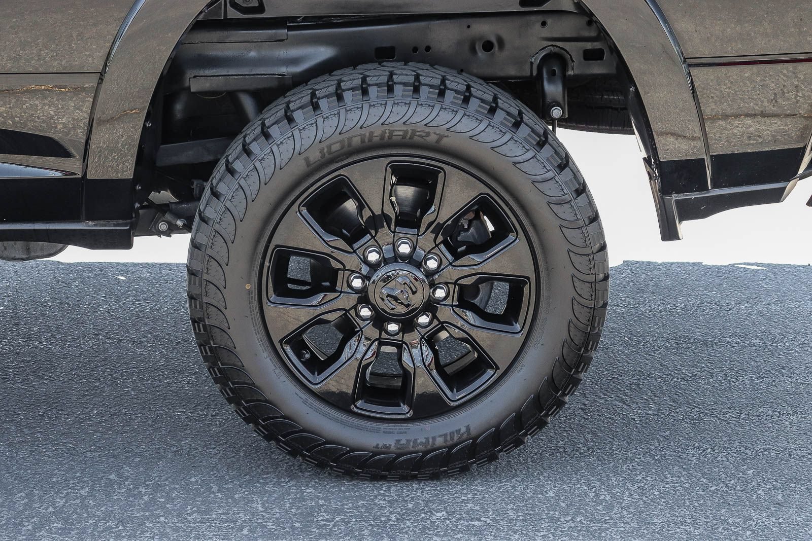 Used 2023 RAM 2500 Limited AWD/4WD image 8