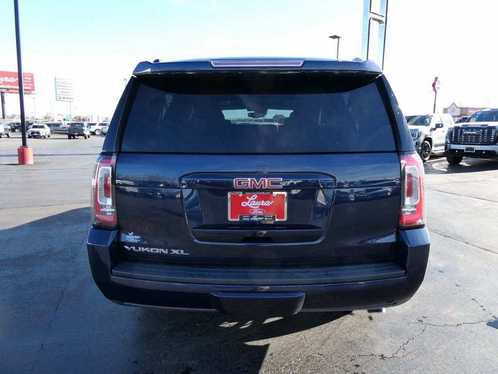 Used 2020 GMC Yukon XL SLT w/ Premium Edition image 6