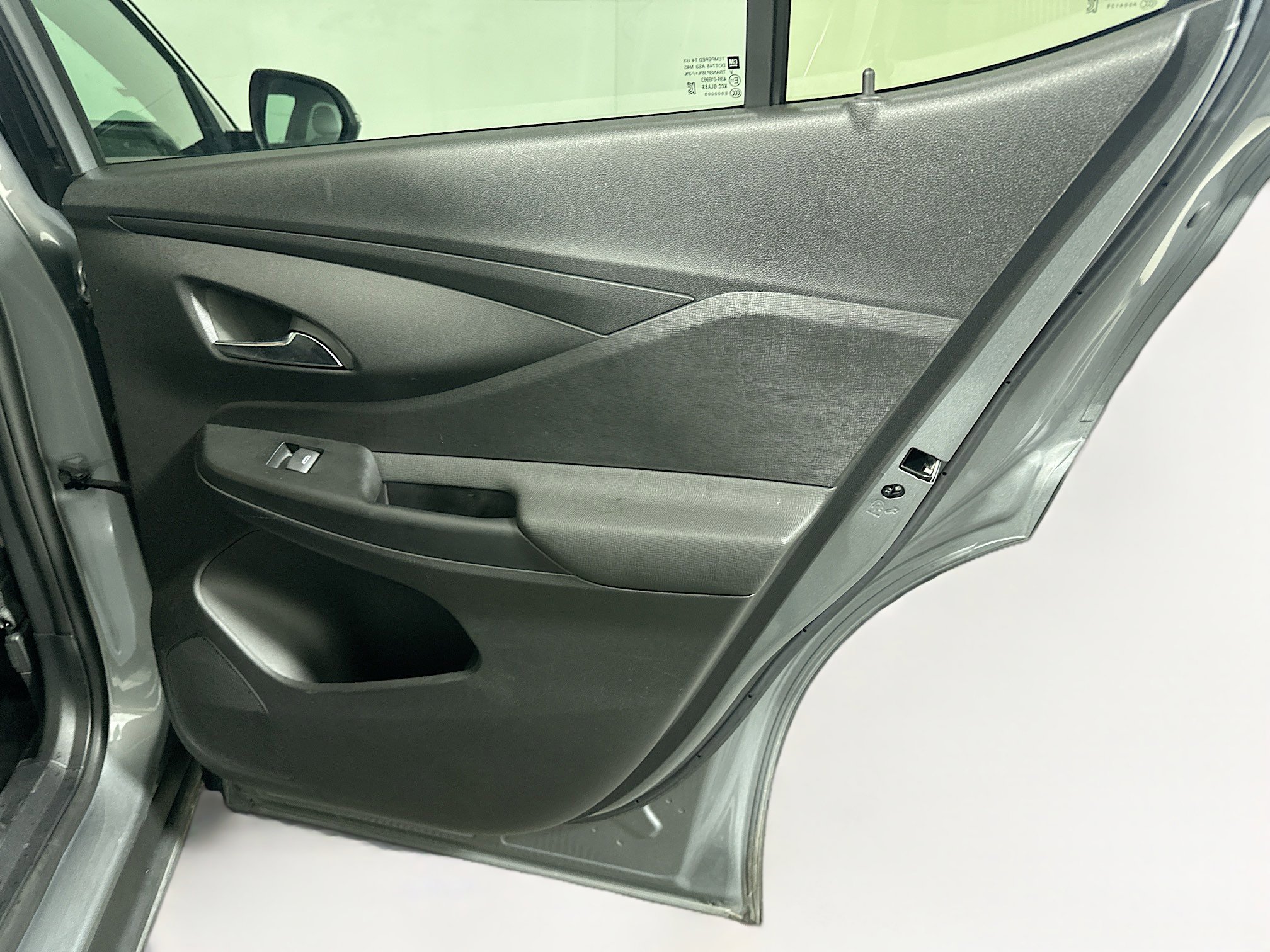 Used 2025 Buick Envista Preferred image 29