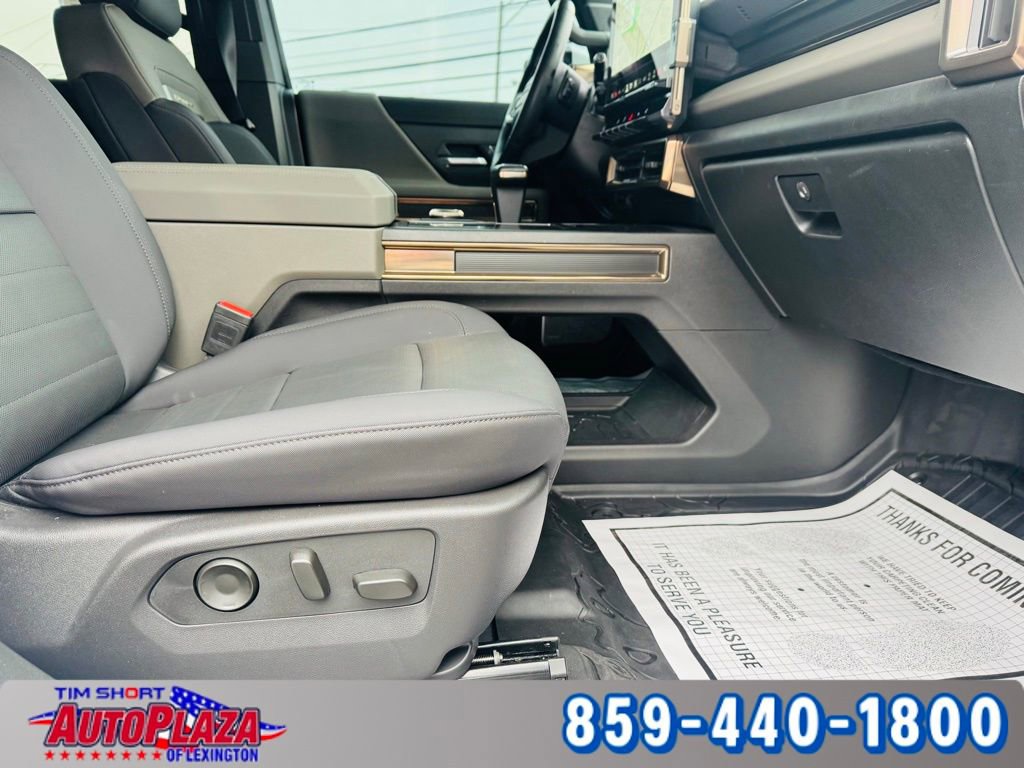 Used 2025 GMC Hummer EV 2X image 70