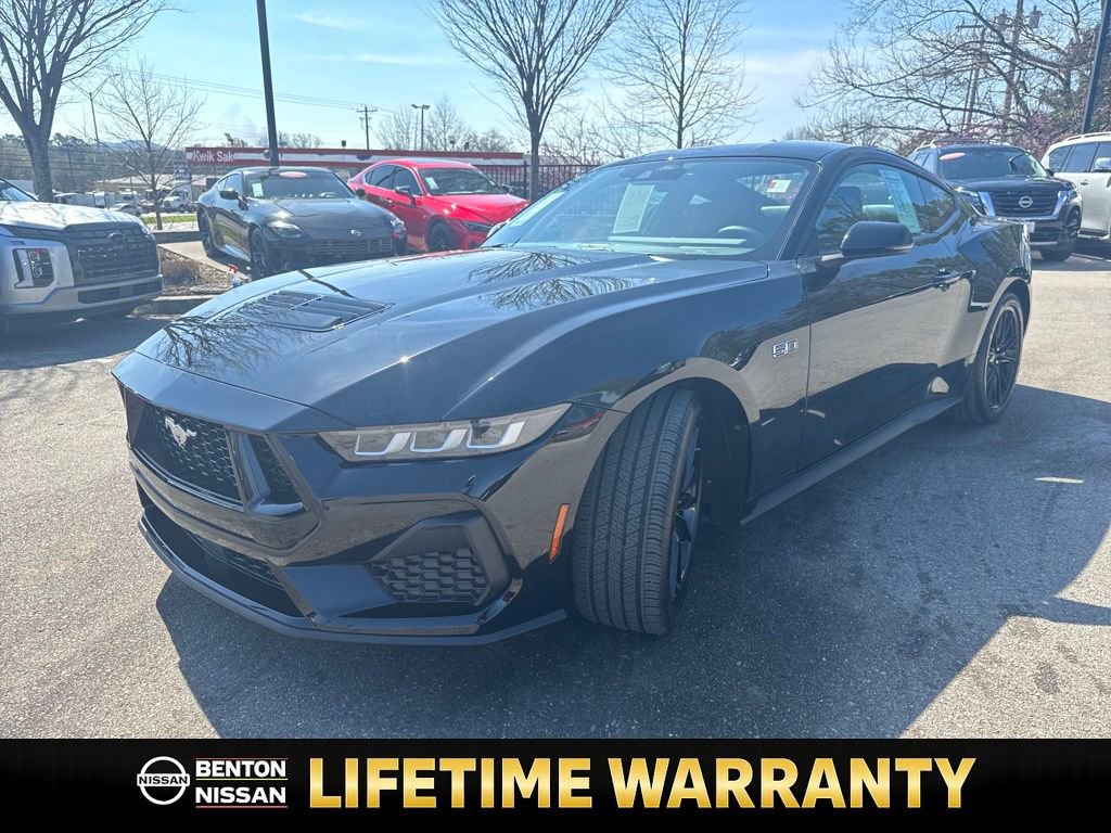 Used 2024 Ford Mustang GT Premium image 4