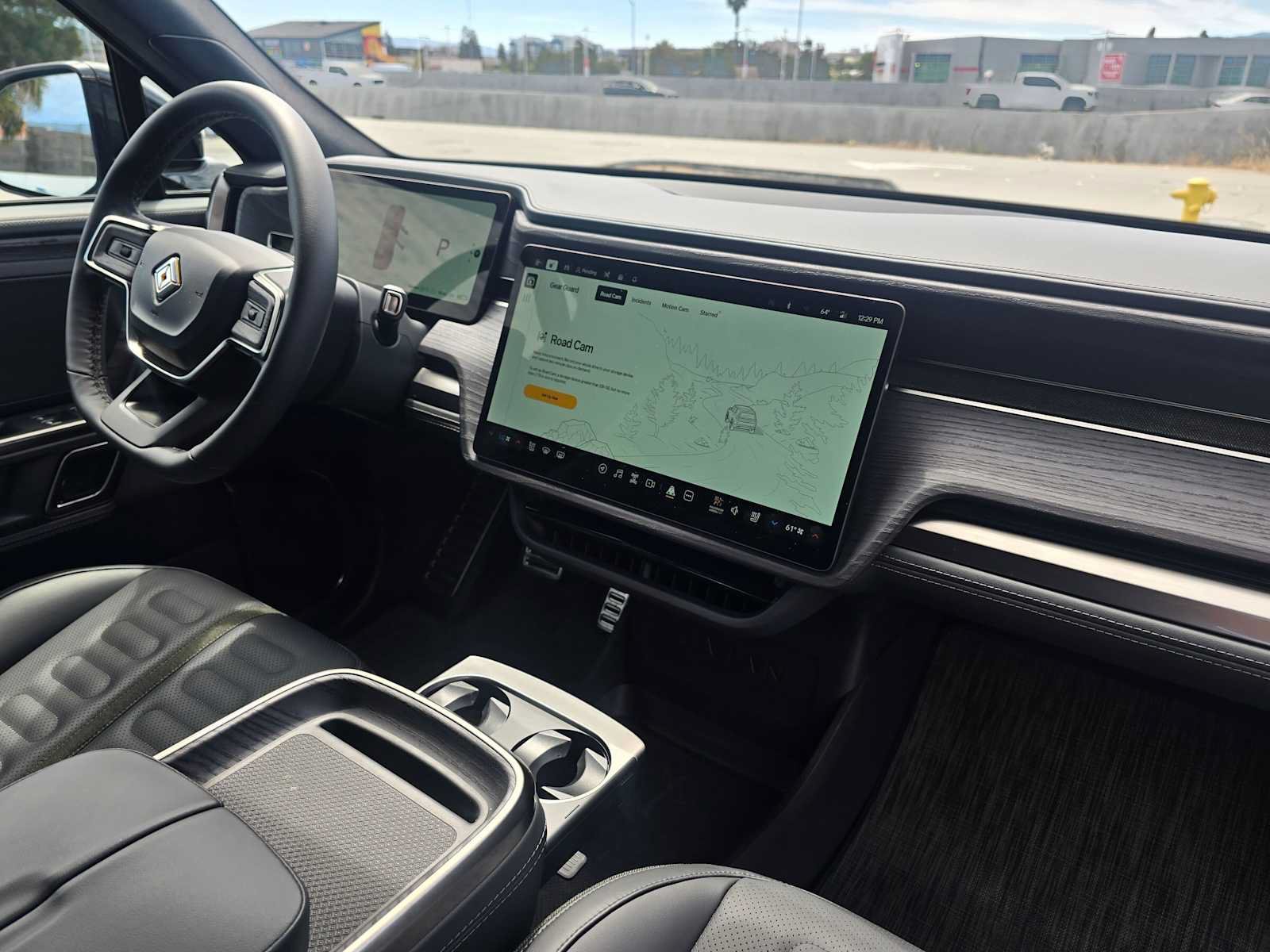 Used 2024 Rivian R1S Adventure AWD/4WD image 11