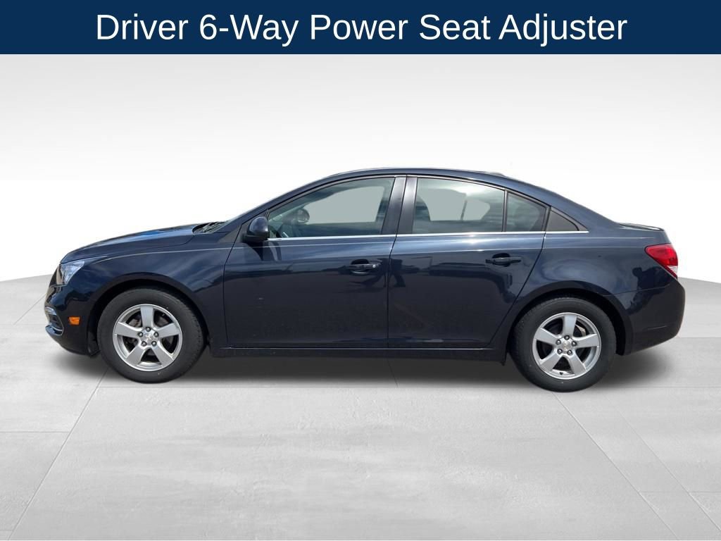Used 2016 Chevrolet Cruze LT FWD image 9
