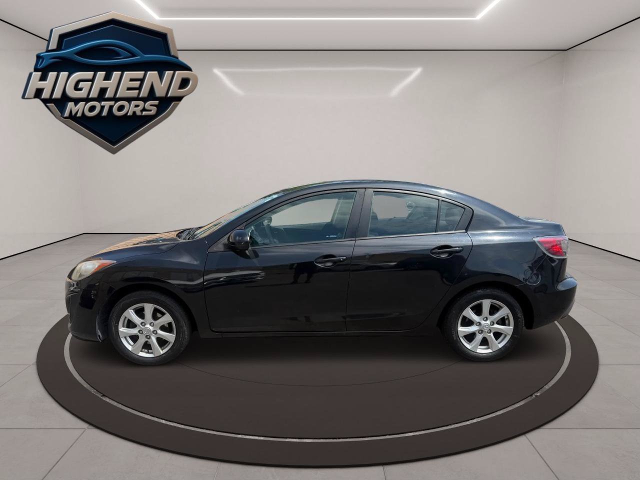 Used 2011 MAZDA MAZDA3 i Touring FWD image 3