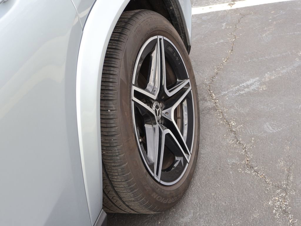 Used 2025 Mercedes-Benz GLS 450 4MATIC image 21