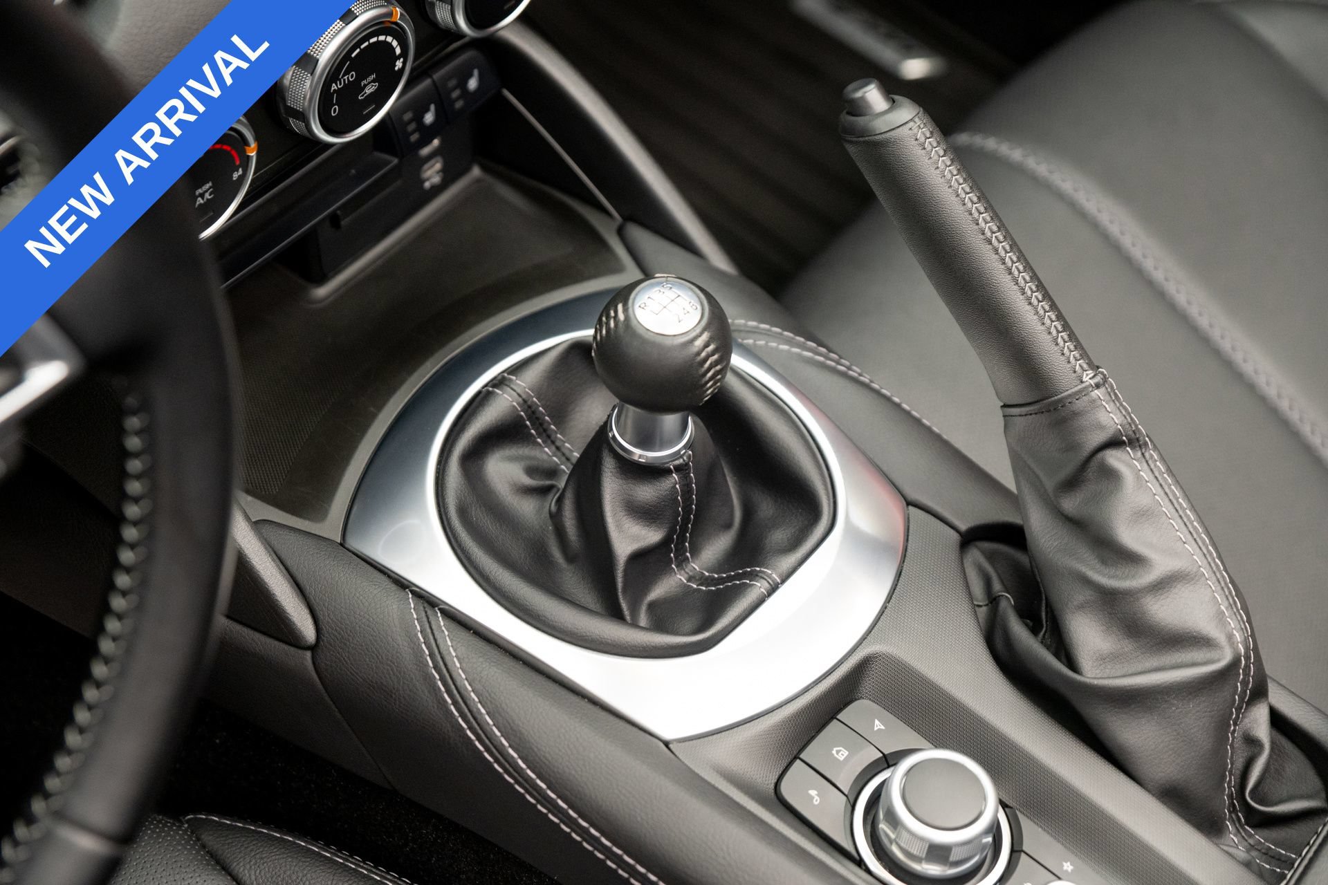 Used 2024 MAZDA MX-5 Miata RF Grand Touring RWD image 15