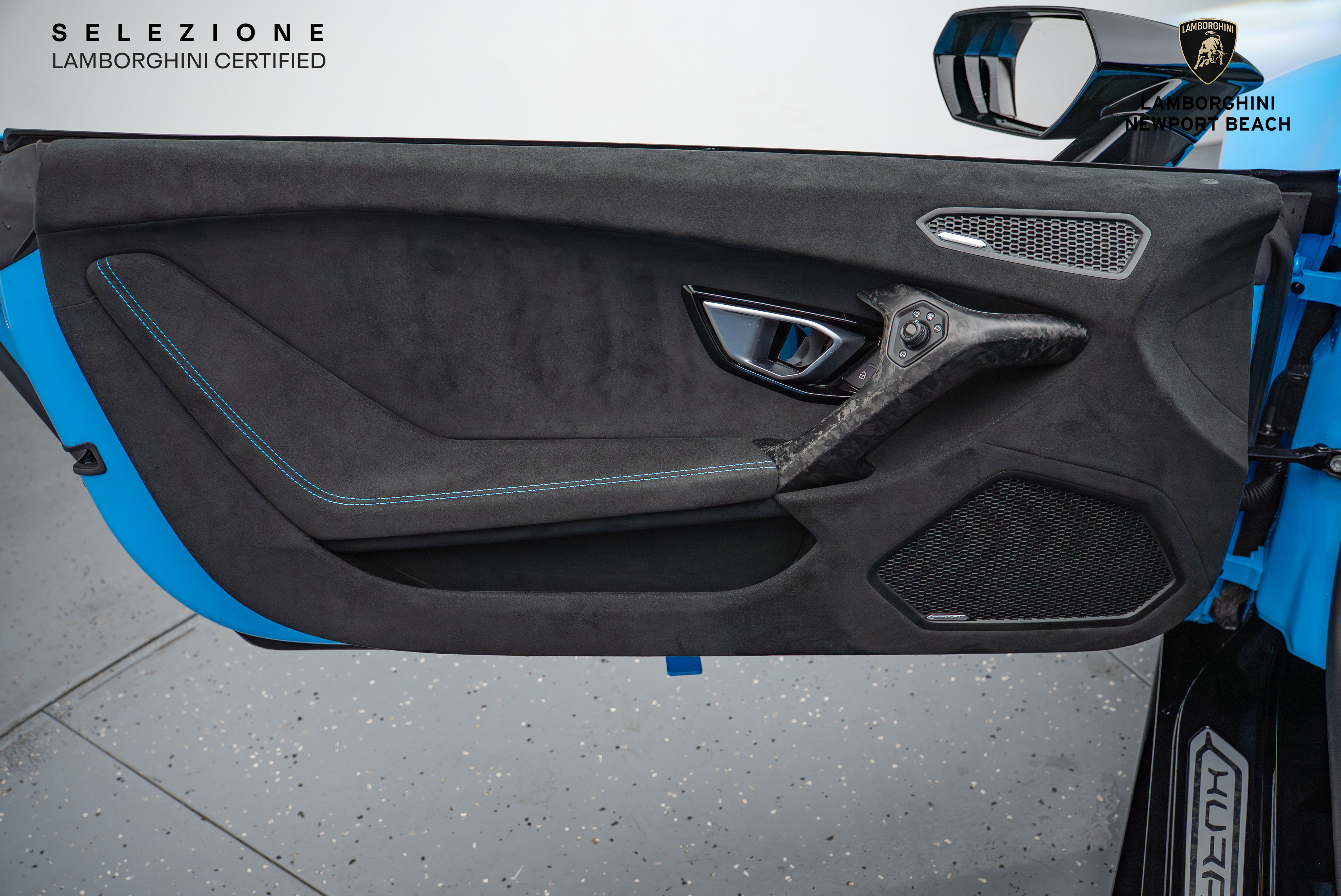 Used 2018 Lamborghini Huracan Performante image 37