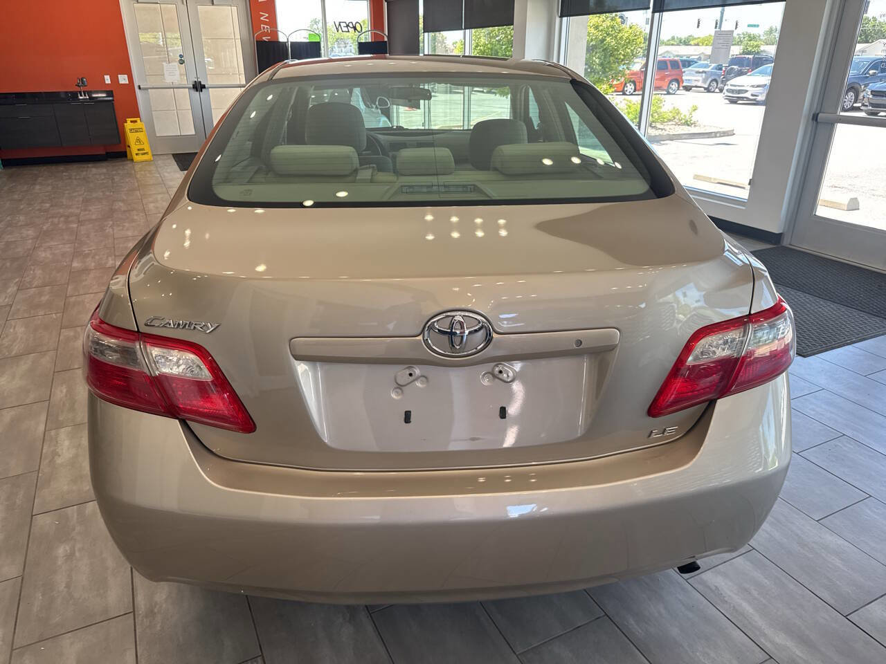 Used 2009 Toyota Camry XLE FWD image 12