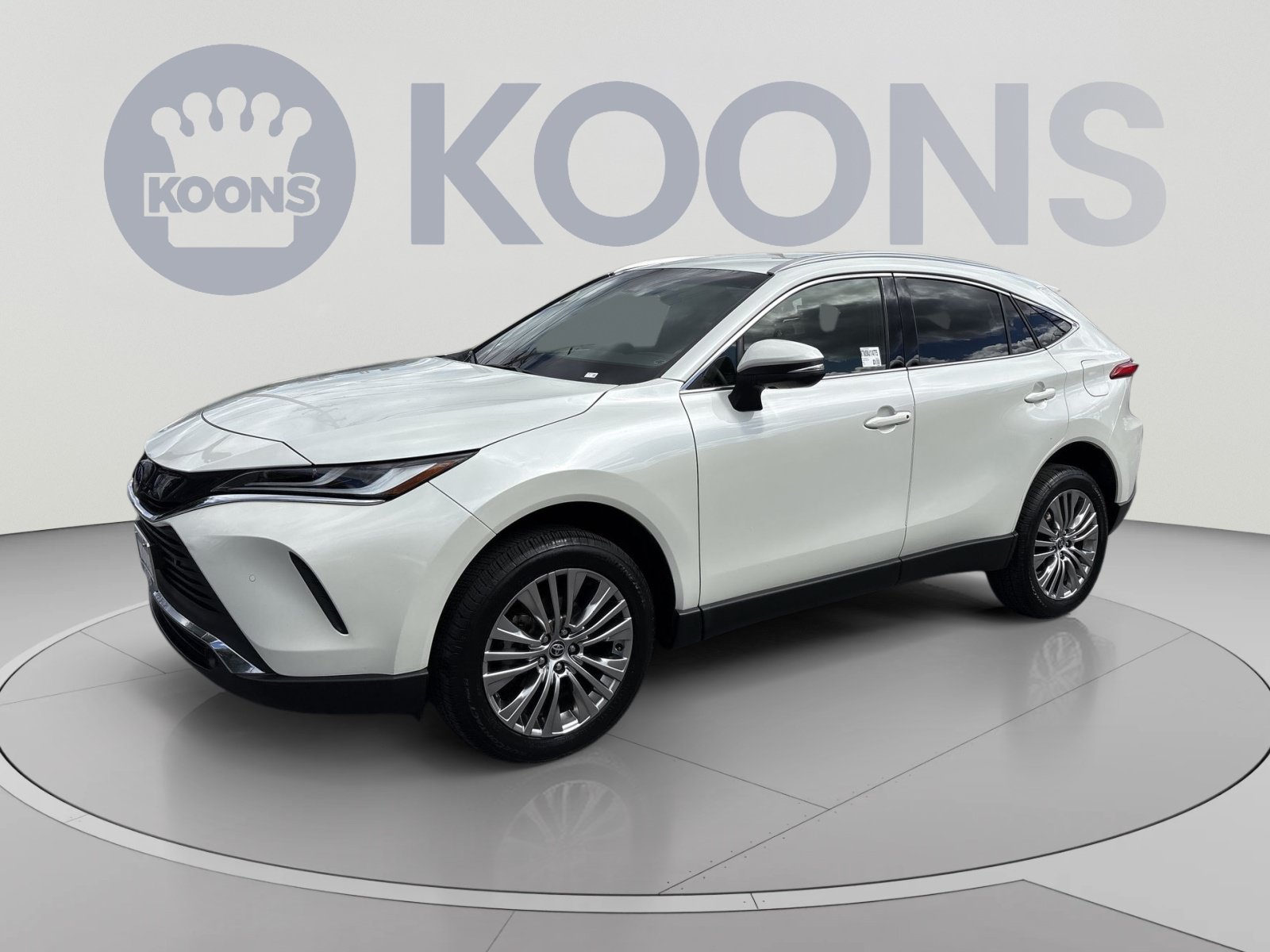 Used 2022 Toyota Venza XLE
