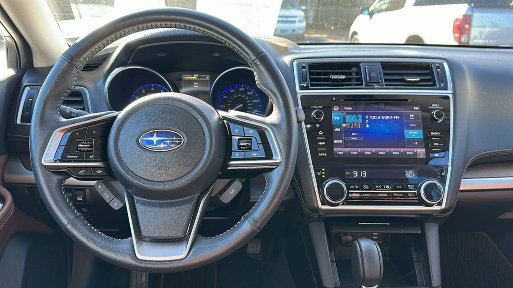Used 2019 Subaru Outback 2.5i Touring w/ Popular Package #3A image 11