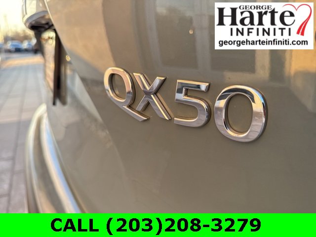 Certified 2022 INFINITI QX50 Essential image 32