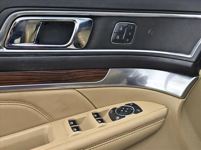 Used 2017 Ford Explorer Limited w/ Equipment Group 301A image 9