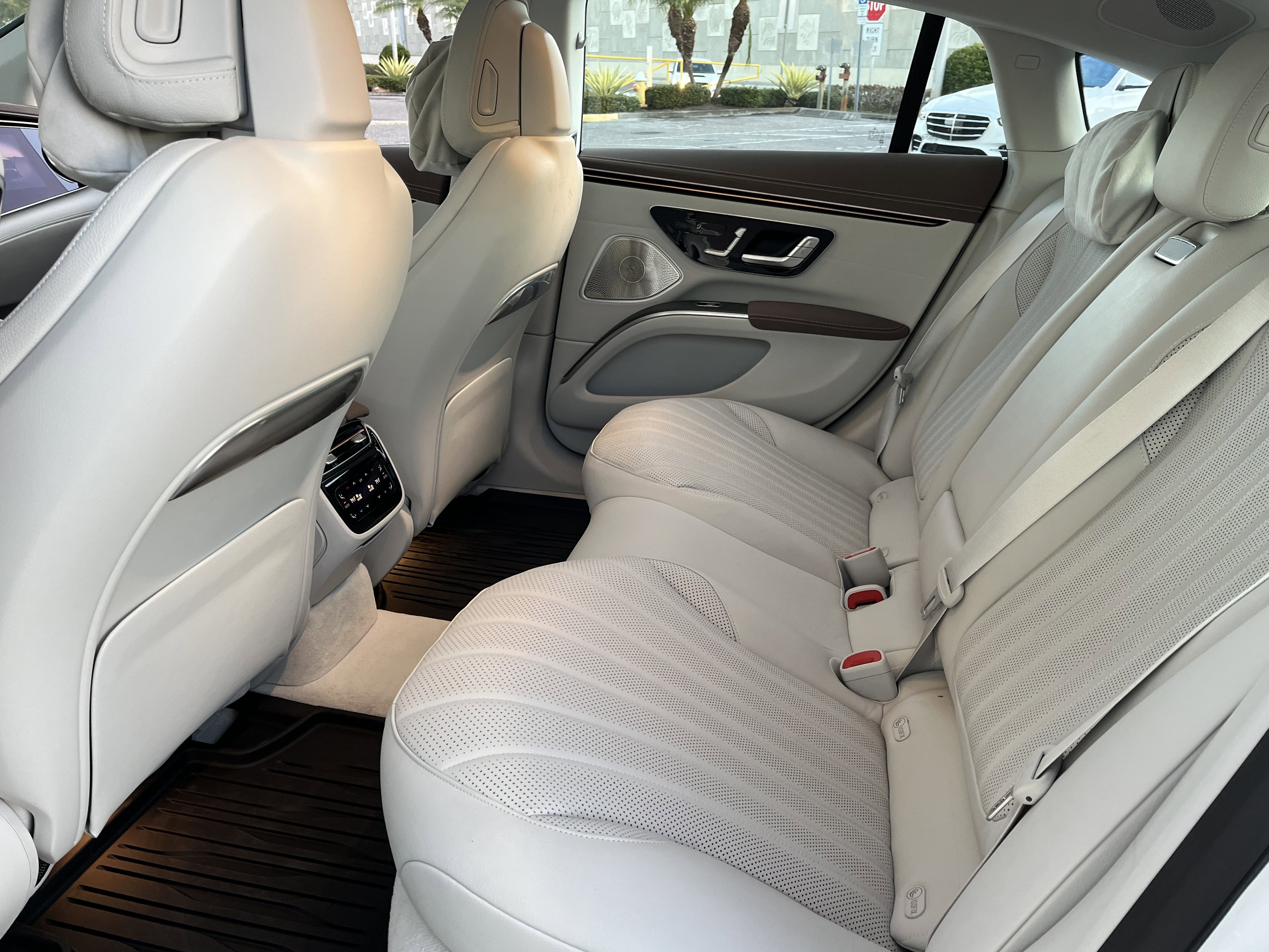 New 2025 Mercedes-Benz EQS 450+ 4MATIC Sedan image 15