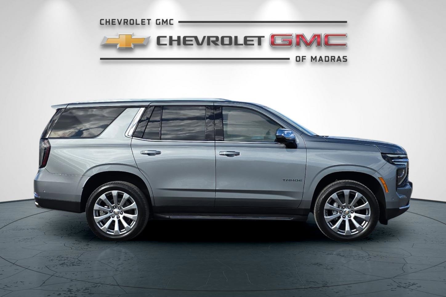 New 2026 Chevrolet Tahoe Premier image 2