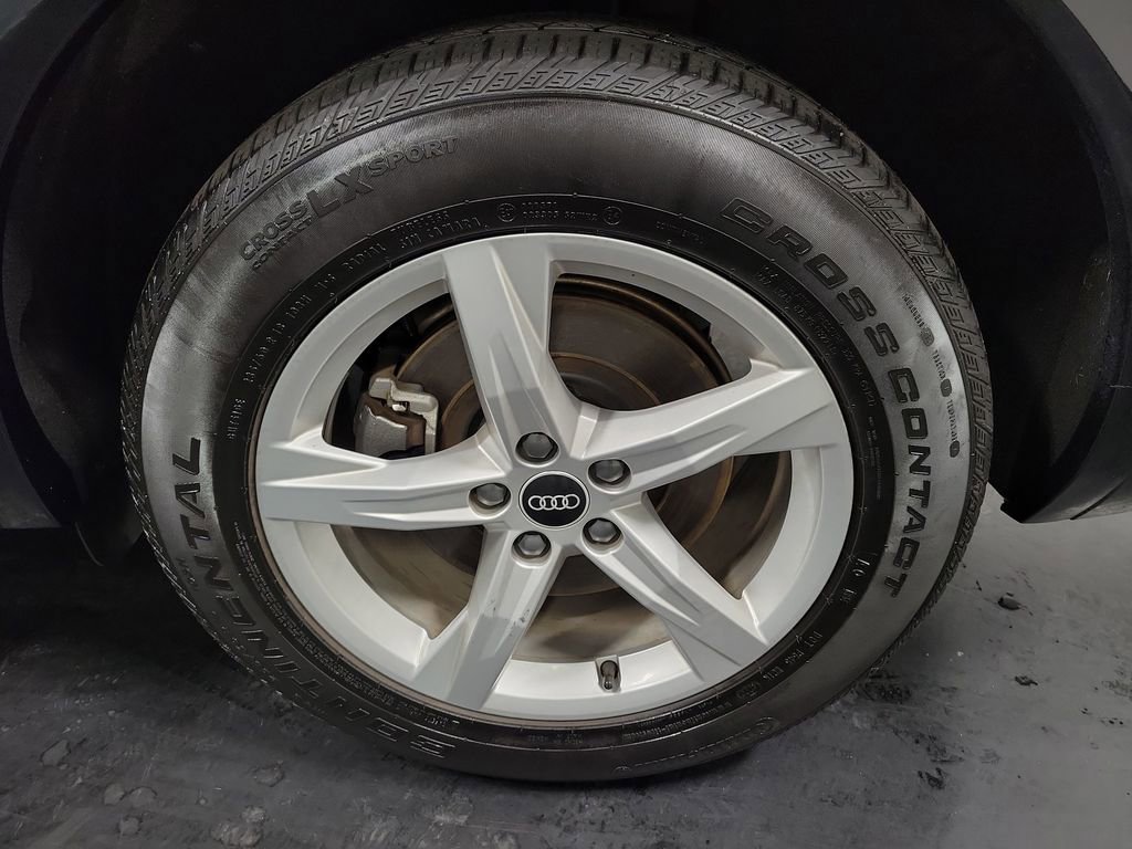 Used 2021 Audi Q5 2.0T Premium w/ Convenience Package image 10