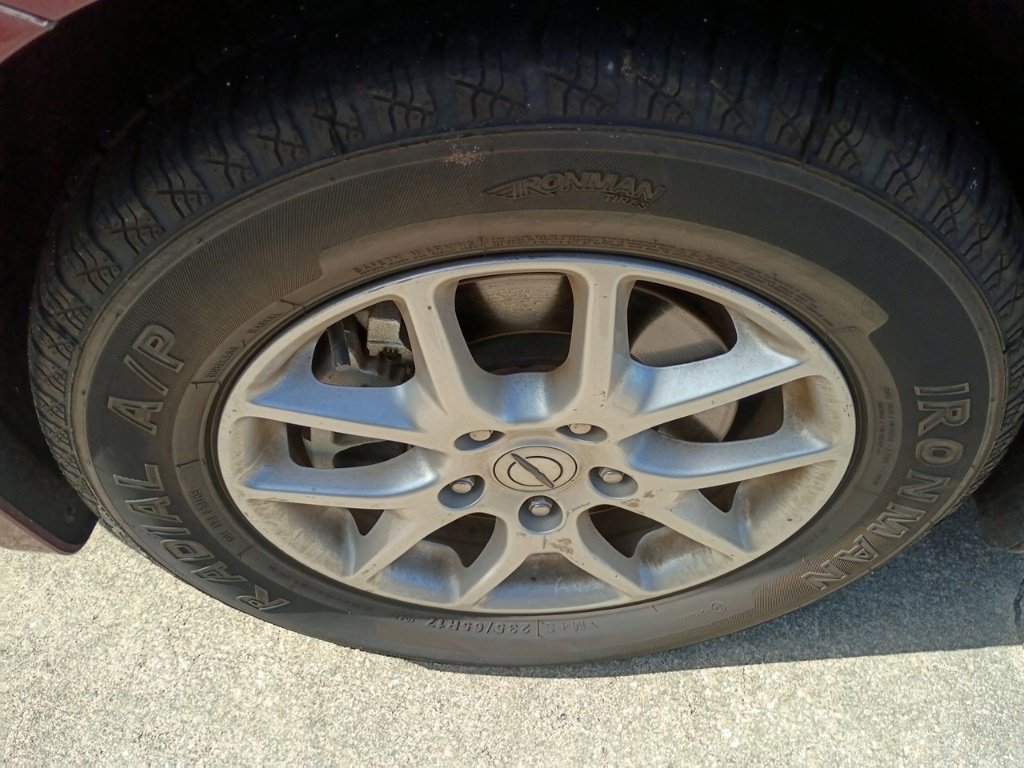 Certified 2023 Chrysler Voyager LX FWD image 10