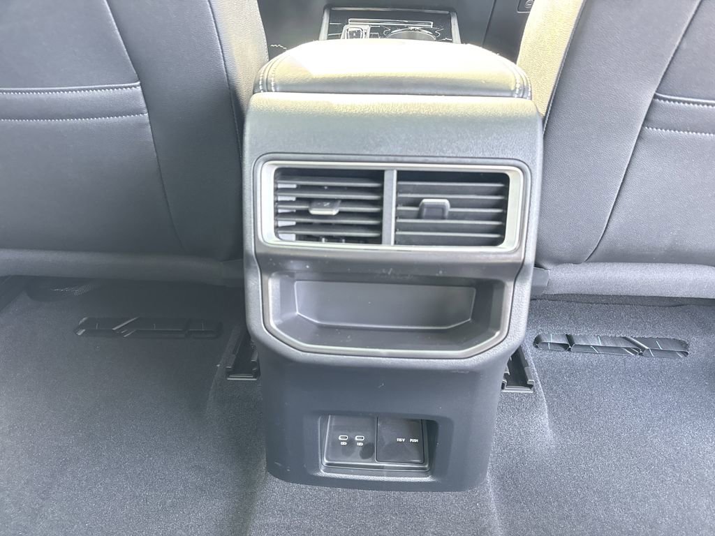 New 2026 Volkswagen Atlas Cross Sport SE image 23