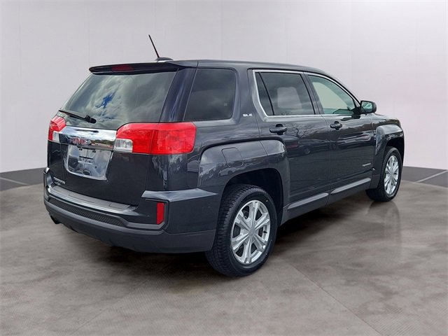 Used 2017 GMC Terrain SLE image 4