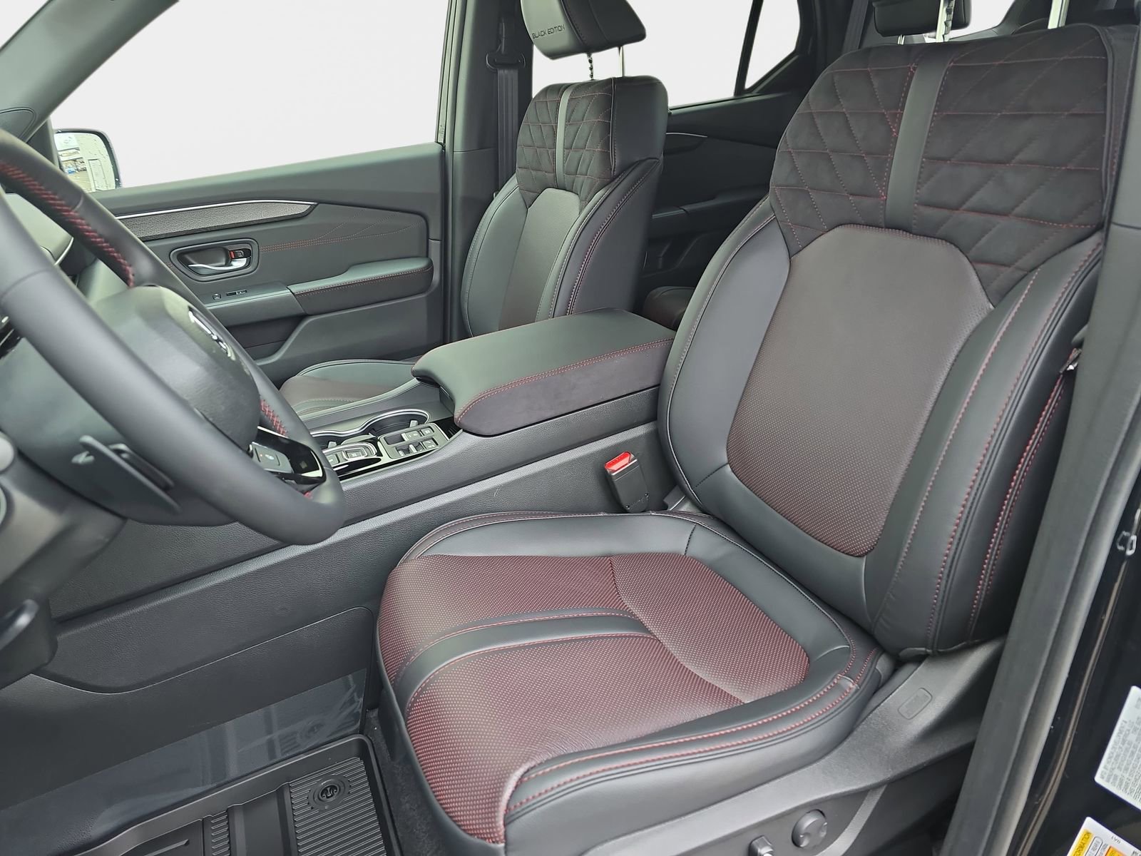 New 2026 Honda Pilot Black Edition image 16