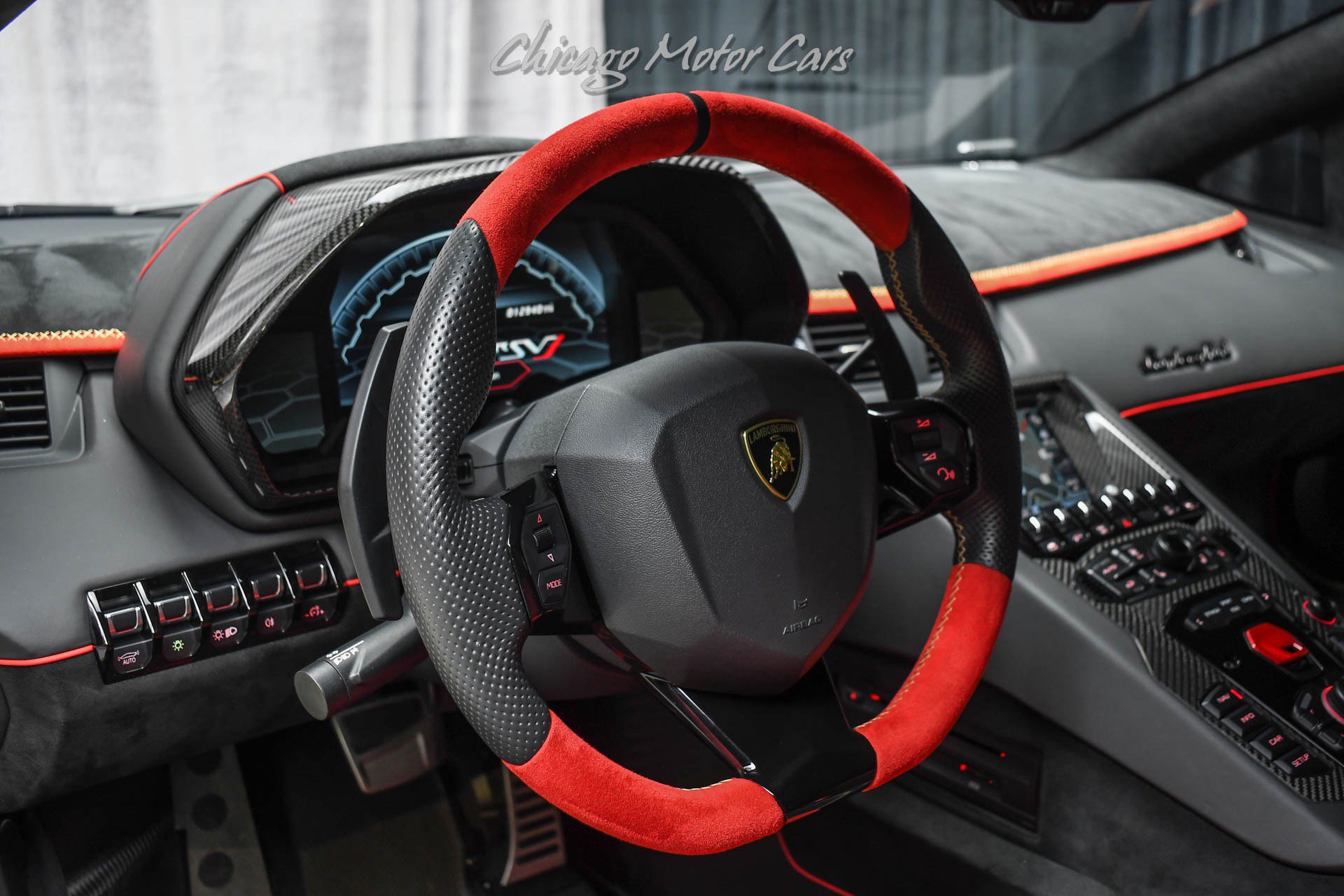 Used 2019 Lamborghini Aventador SVJ AWD/4WD image 9