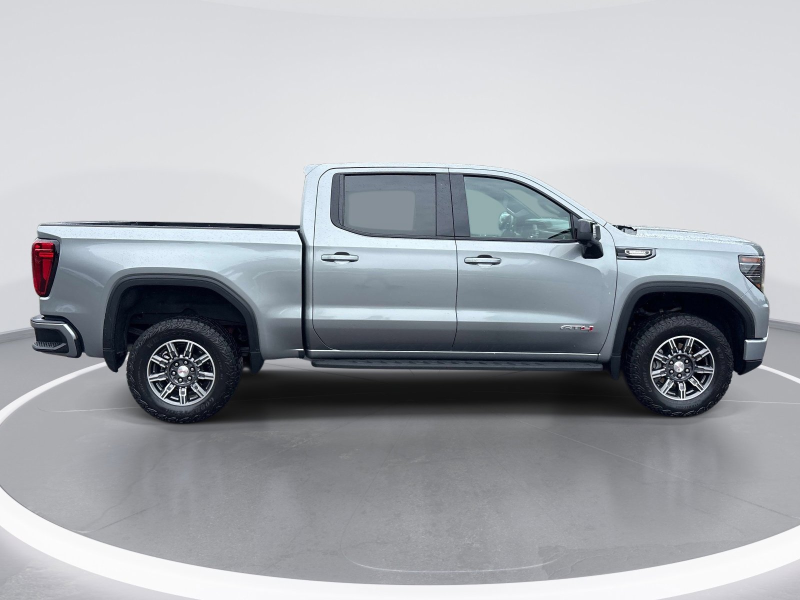 Certified 2024 GMC Sierra 1500 AT4 w/ AT4 Preferred Package AWD/4WD image 9