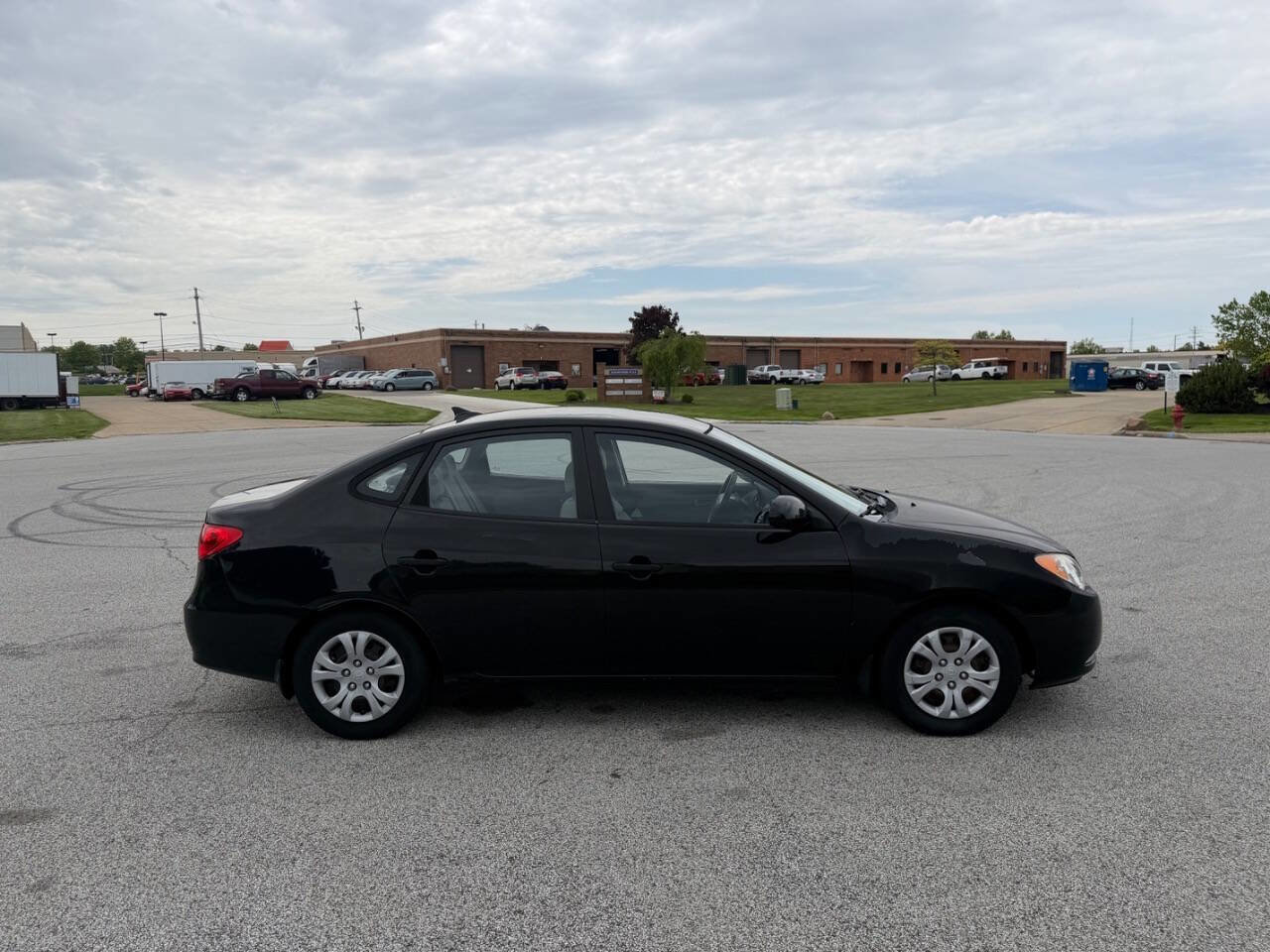Used 2009 Hyundai Elantra GLS w/ Popular Equipment Pkg 2 FWD image 5