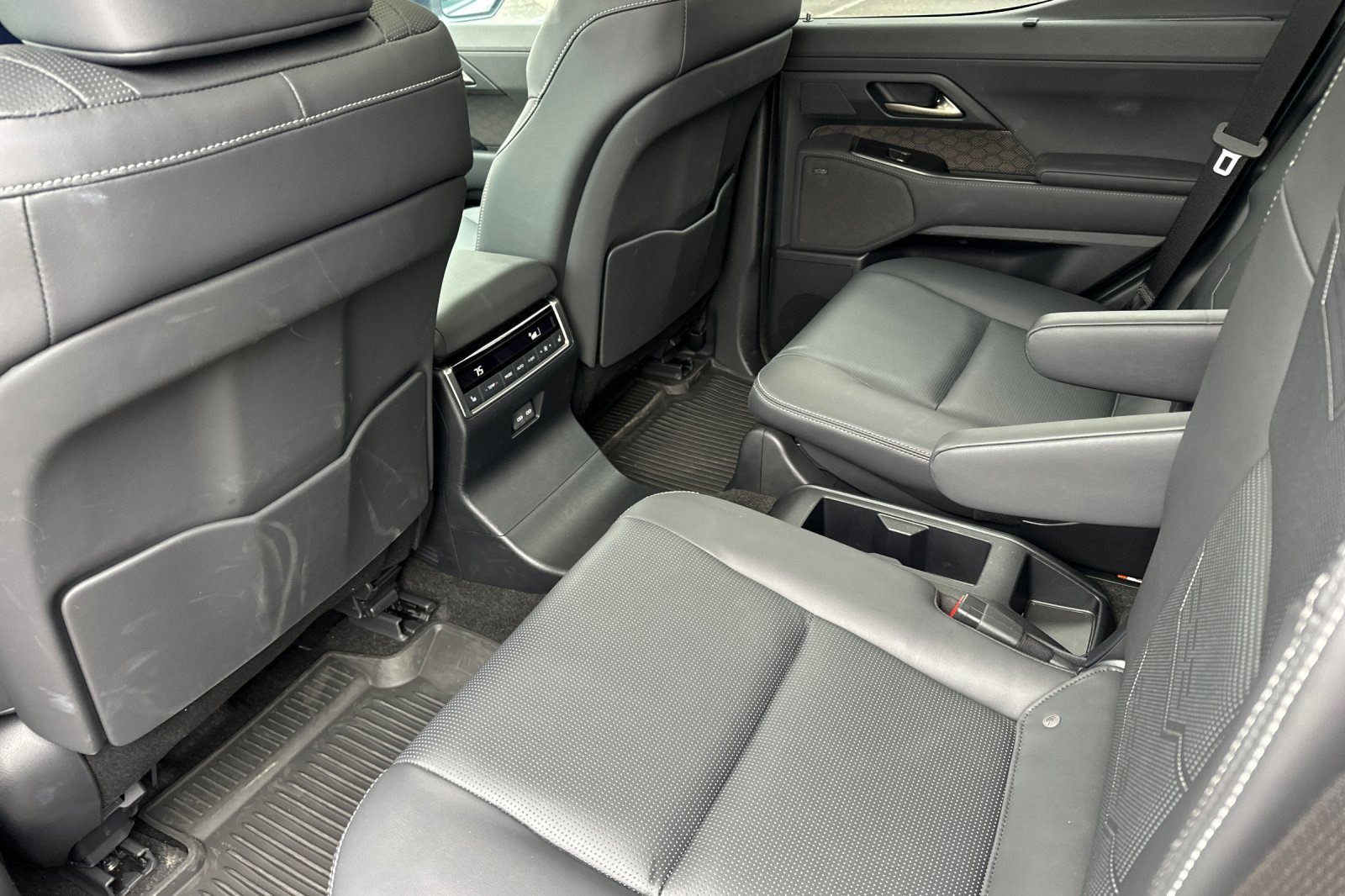 Used 2024 Lexus GX 550 image 15