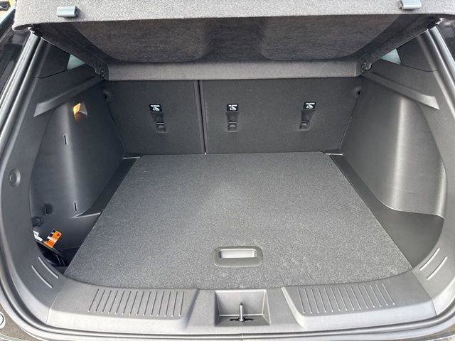 New 2026 Chevrolet Trax RS w/ Driver Confidence Package image 8