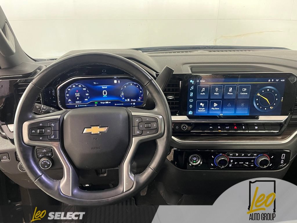 Used 2023 Chevrolet Silverado 1500 LT AWD/4WD image 13