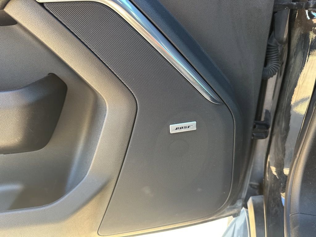 Used 2022 GMC Yukon XL Denali image 15