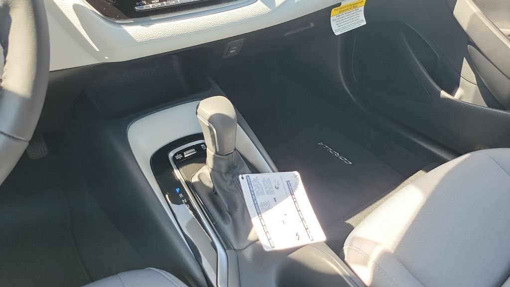 New 2026 Toyota Corolla SE FWD image 18