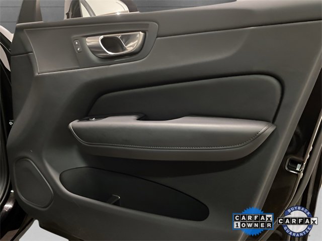 Used 2025 Volvo XC60 B5 Plus image 72
