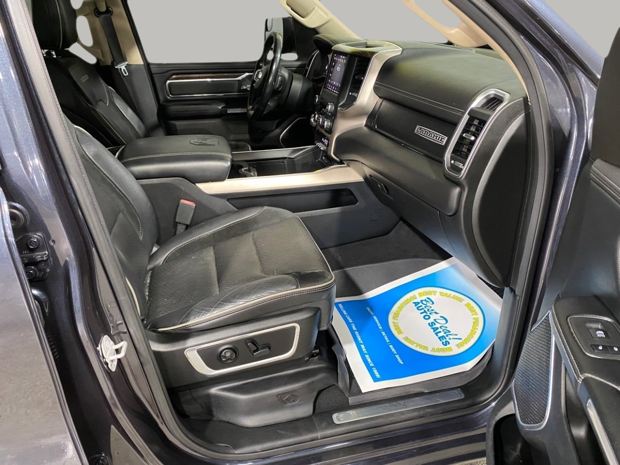 Used 2019 RAM 1500 Laramie image 23