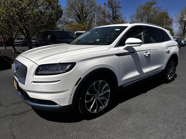 Used 2023 Lincoln Nautilus Reserve w/ Equipment Group 201A image 9