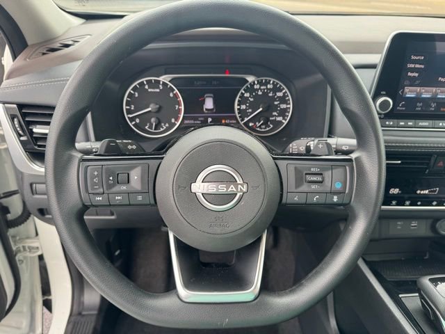 Used 2023 Nissan Rogue SV AWD/4WD image 12