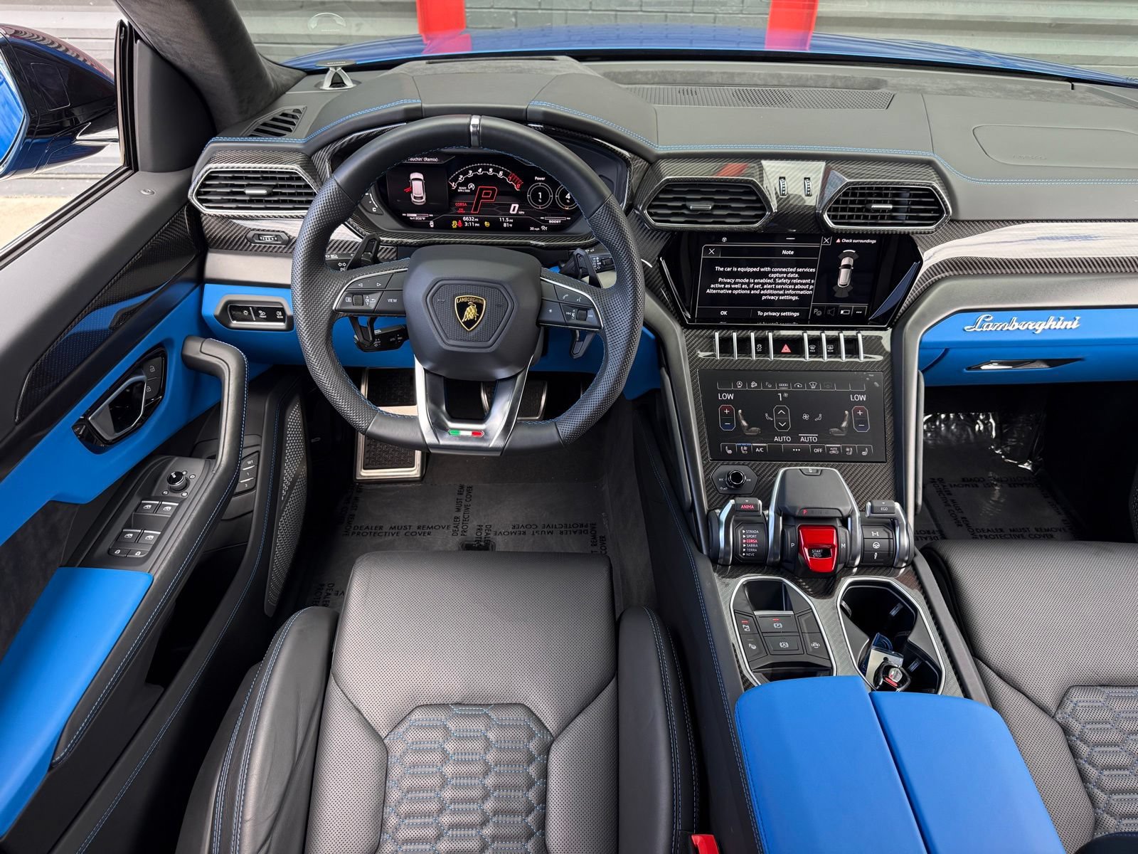 Used 2022 Lamborghini Urus AWD/4WD image 37