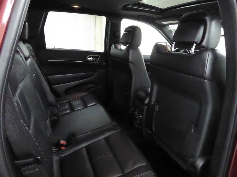 Used 2014 Jeep Grand Cherokee Limited w/ Trailer Tow Group IV AWD/4WD image 28