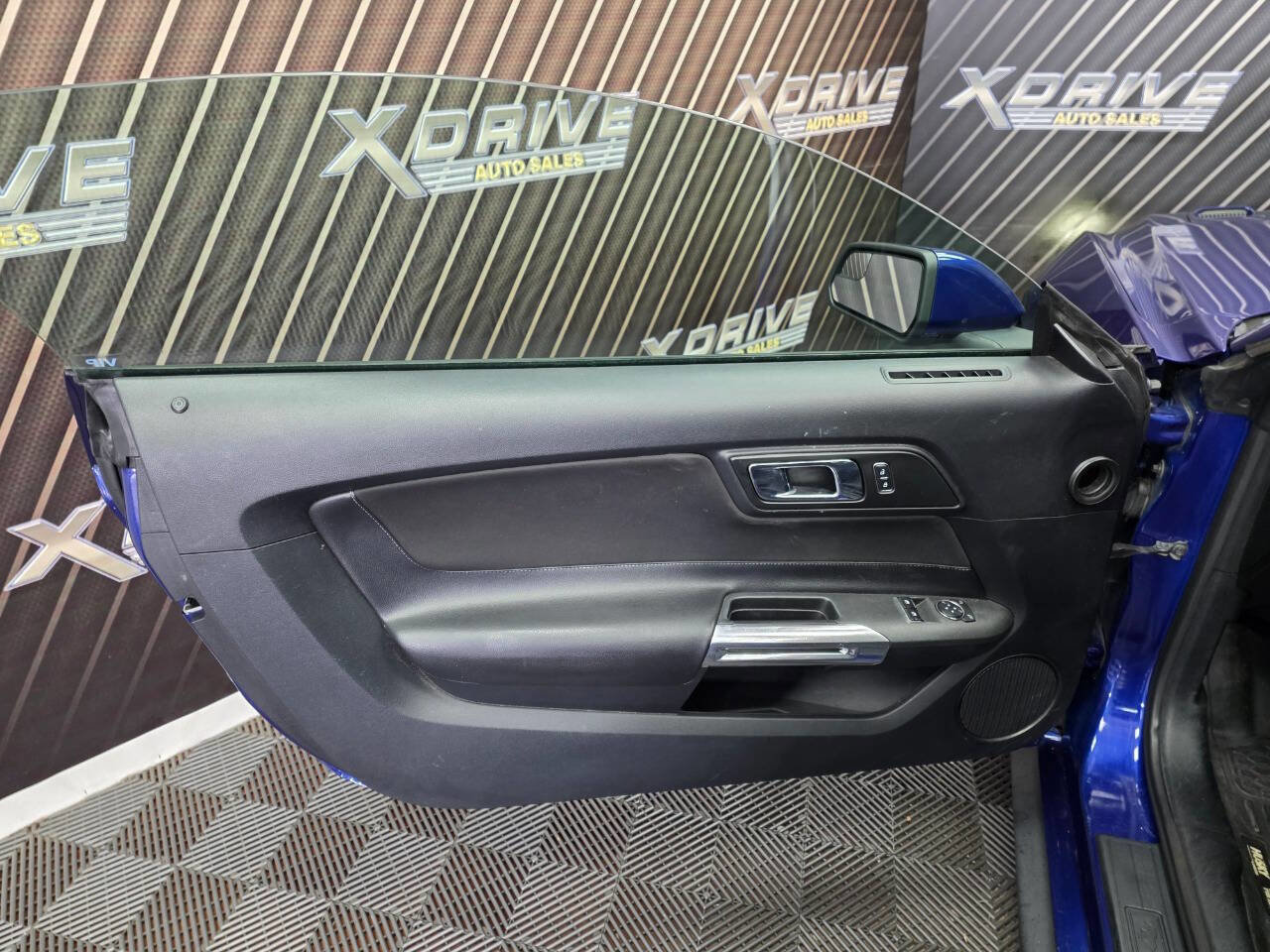 Used 2016 Ford Mustang GT image 15