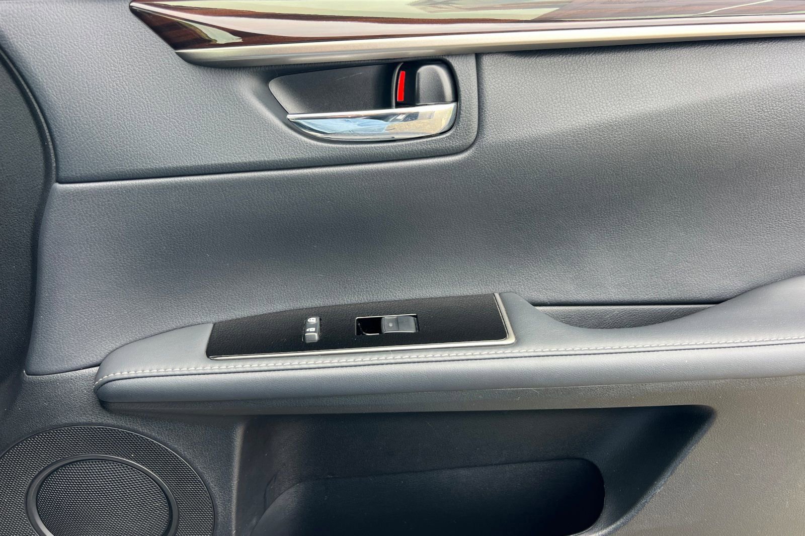 Used 2018 Lexus ES 350 w/ Navigation System Package FWD image 19