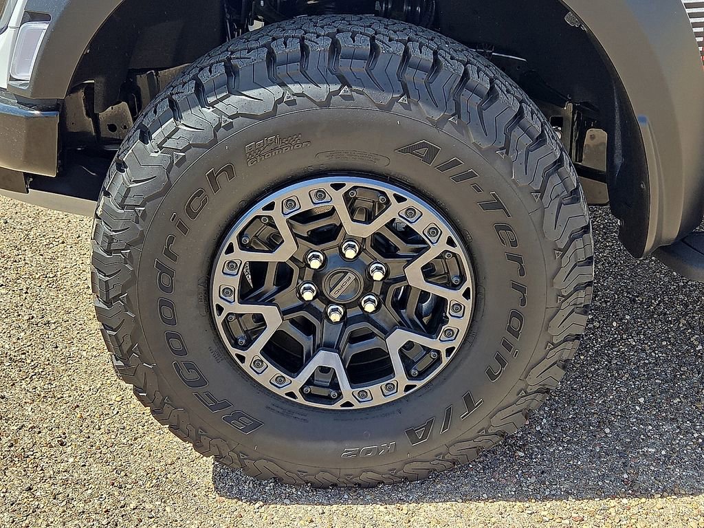 Used 2024 Ford F150 Raptor w/ Equipment Group 803A Raptor R AWD/4WD image 10