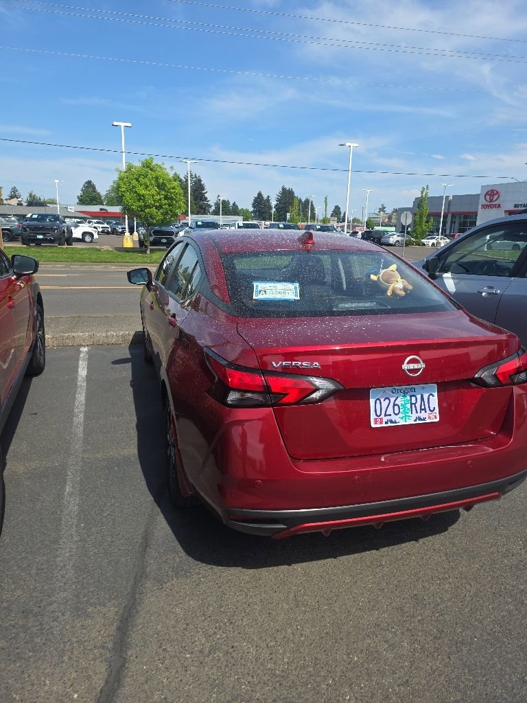 Used 2025 Nissan Versa SV w/ Trunk Package FWD image 5