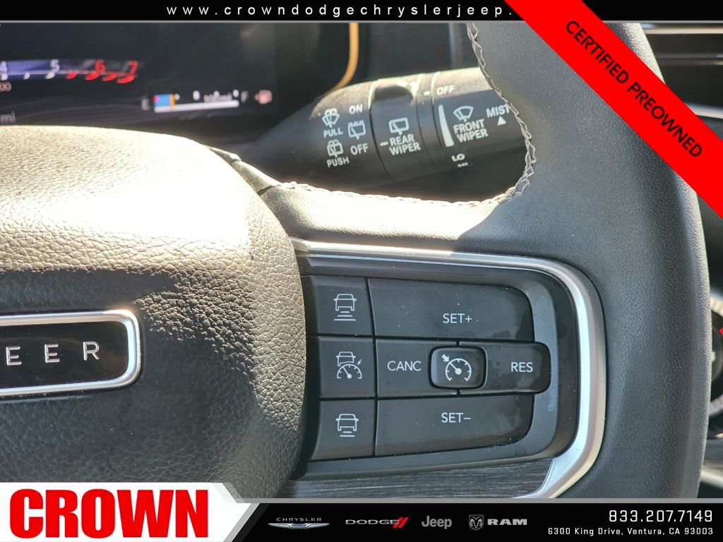 Certified 2024 Jeep Wagoneer L Series III w/ Flexible Seating Group AWD/4WD image 34