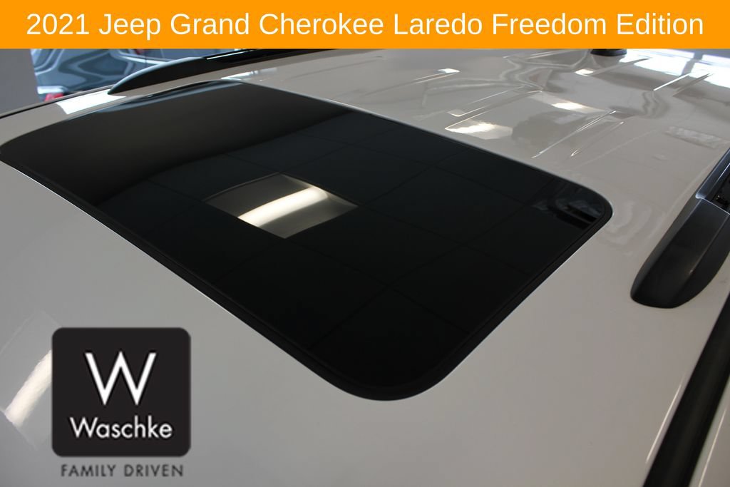 Used 2021 Jeep Grand Cherokee Freedom Edition AWD/4WD image 15