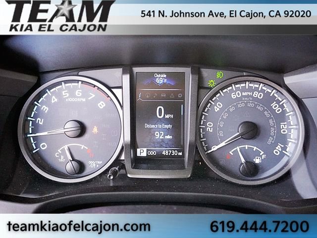 Used 2017 Toyota Tacoma TRD Sport AWD/4WD image 36
