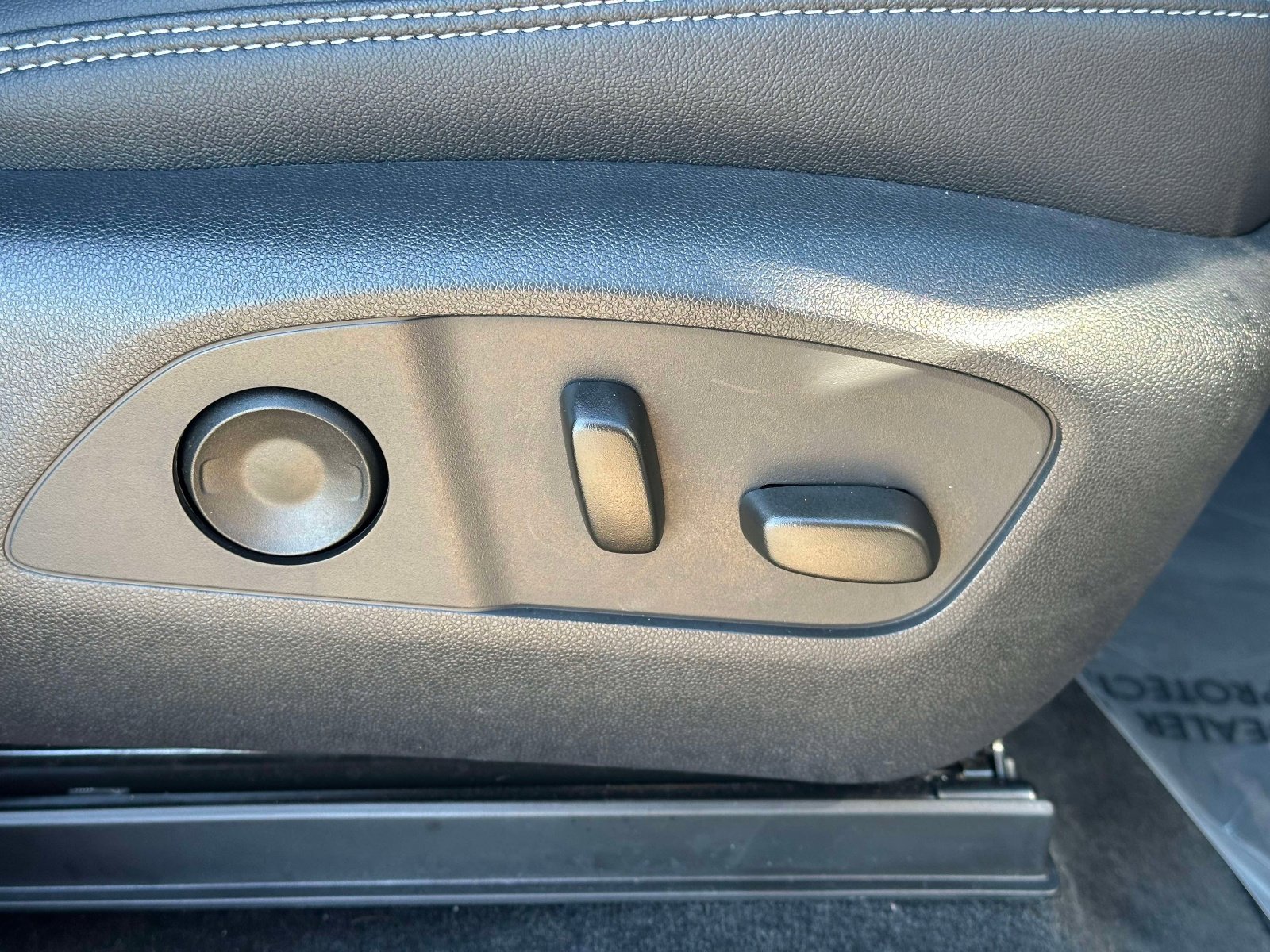 Certified 2025 Chevrolet Blazer EV LT image 27