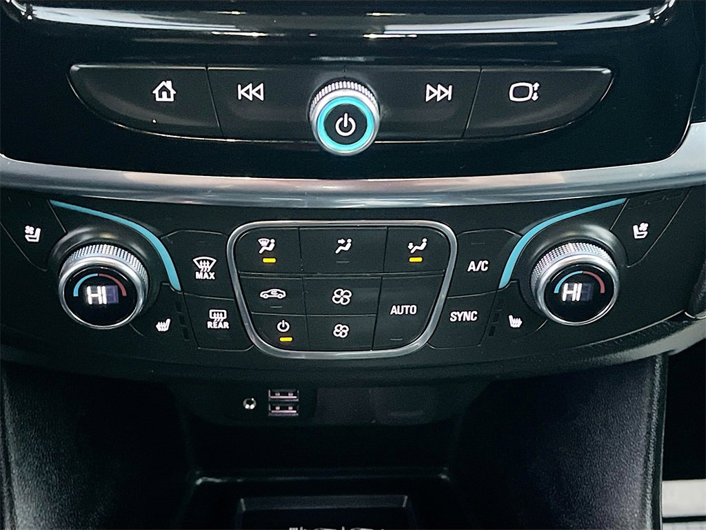 Used 2023 Chevrolet Traverse Premier w/ Redline Edition image 16