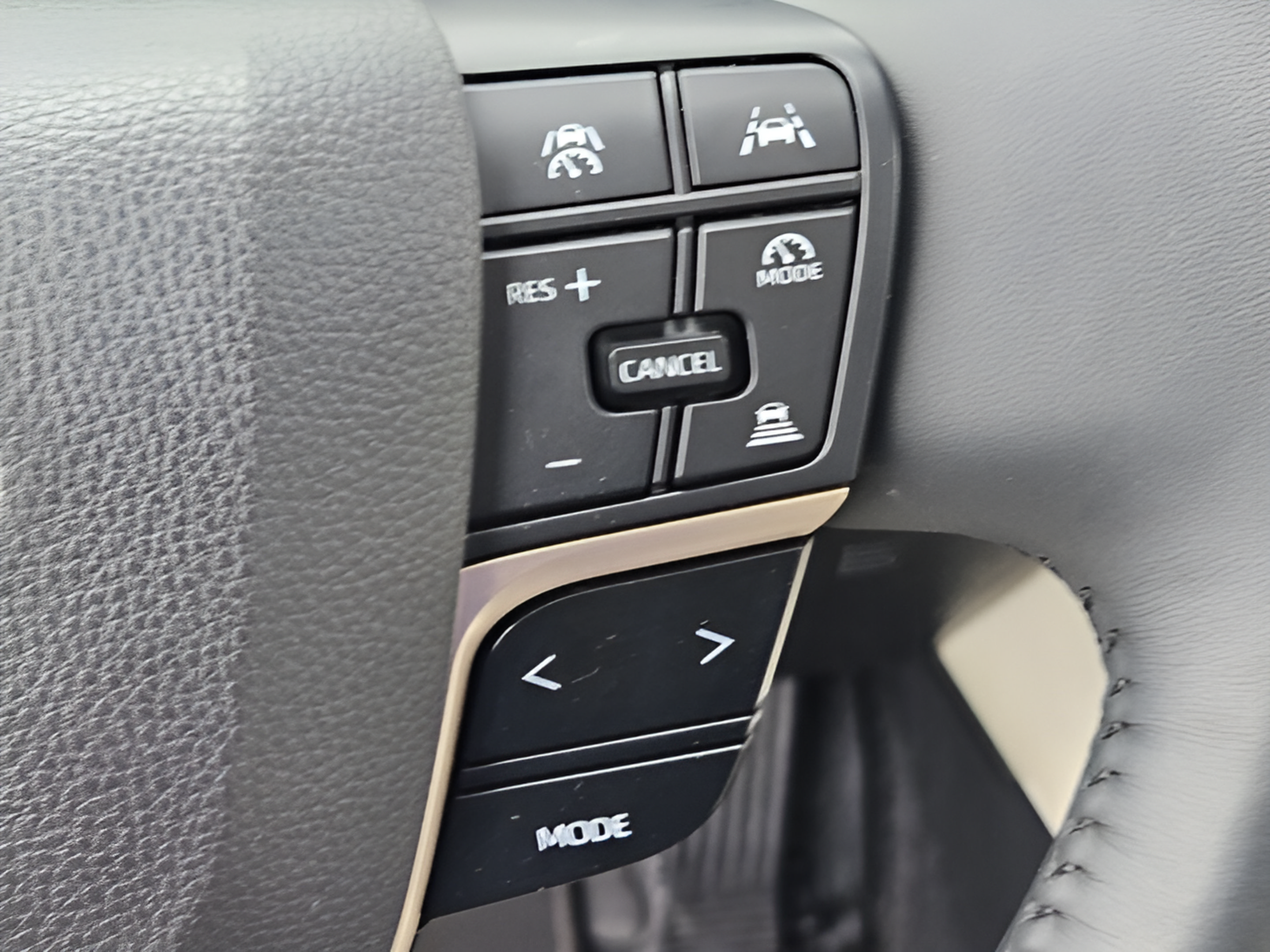 Certified 2023 Toyota Crown AWD/4WD image 24