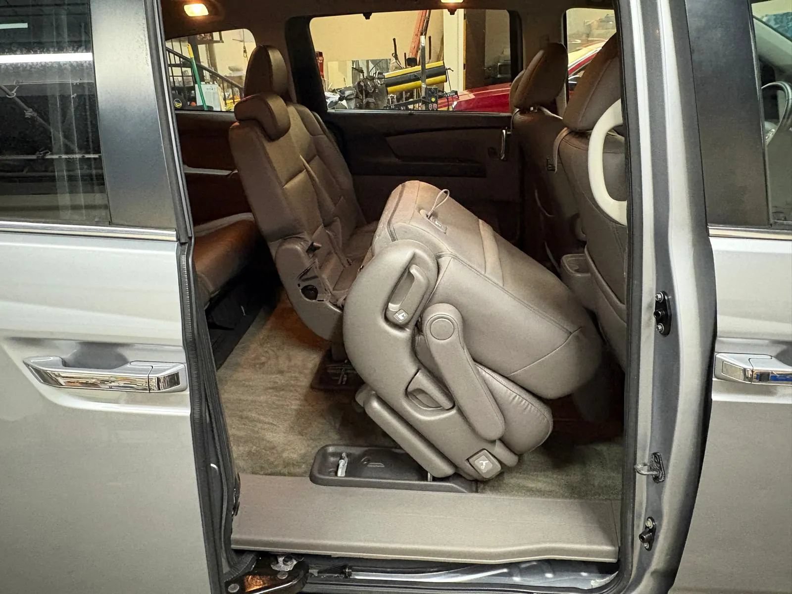 Used 2016 Honda Odyssey EX-L image 24