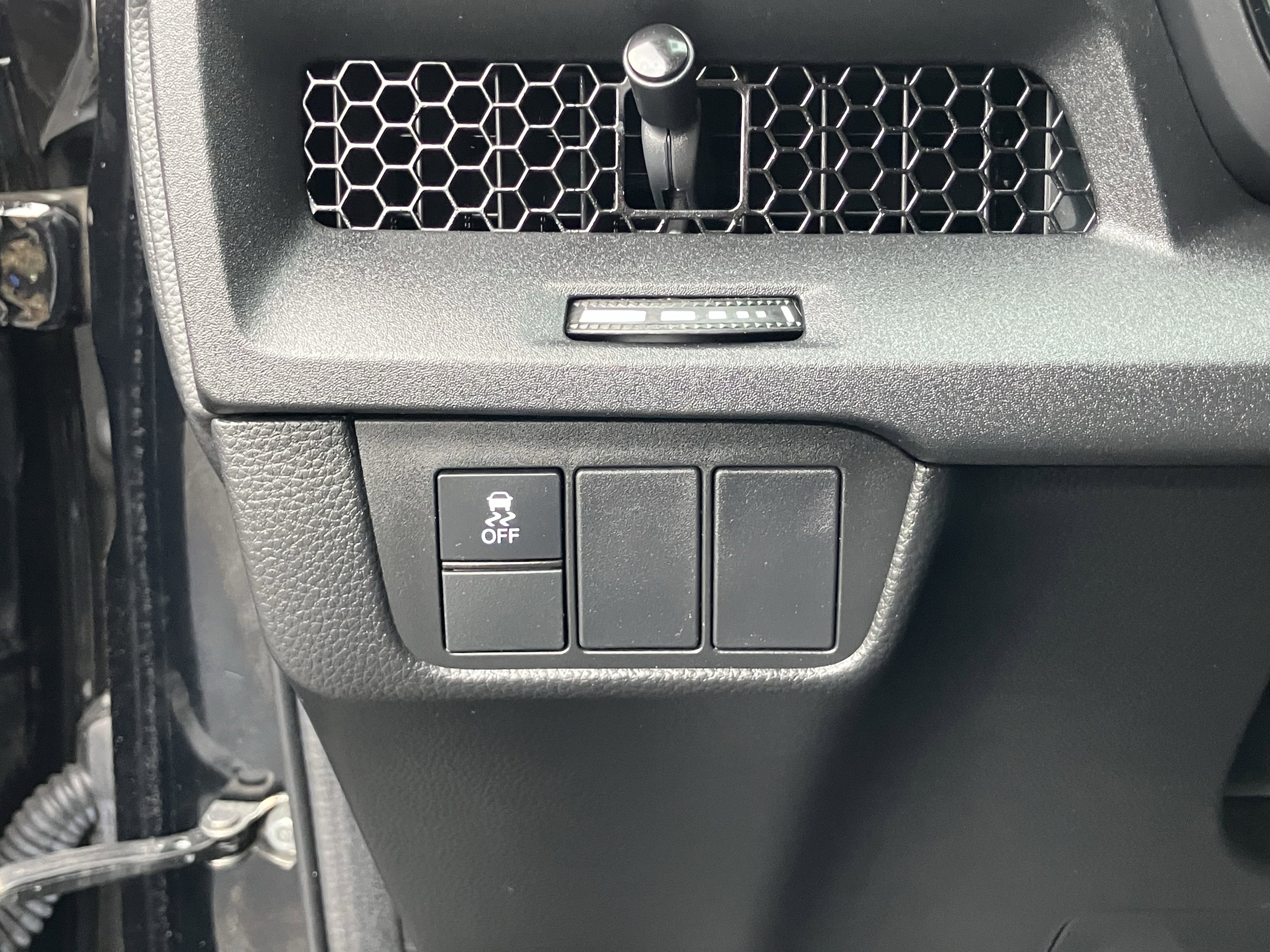 Used 2025 Honda CR-V LX image 19